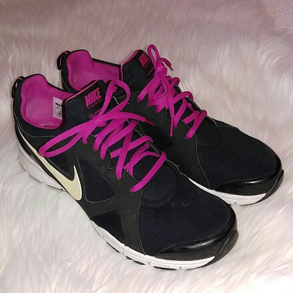 nike comfort footbed training shoes